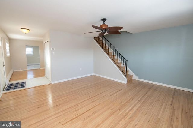 1018 HOFFNAGLE PL, Philadelphia, PA 19111