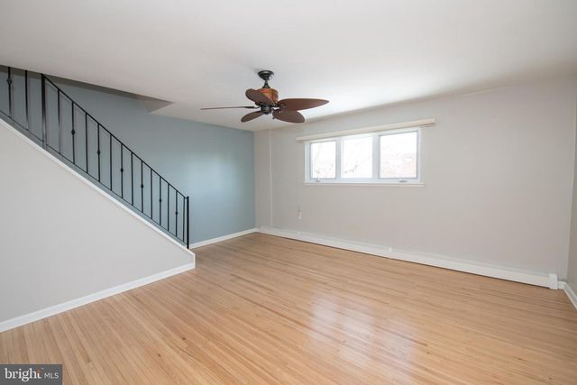 1018 HOFFNAGLE PL, Philadelphia, PA 19111