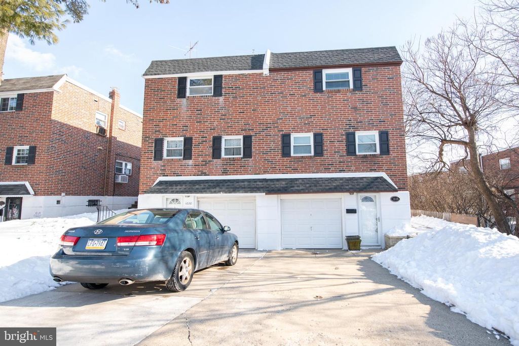 1018 HOFFNAGLE PL, Philadelphia, PA 19111