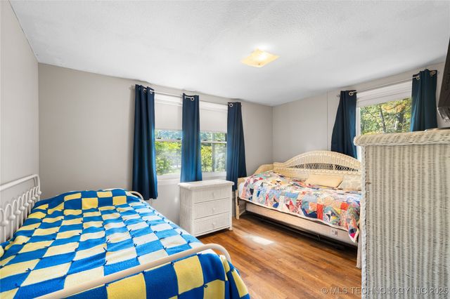 18087 W 947, Vian, OK 74962