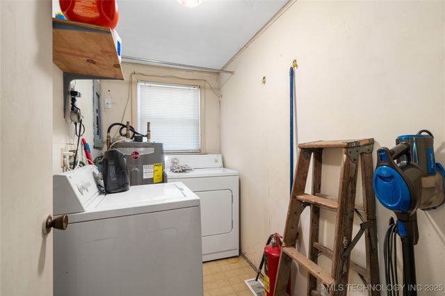 18087 W 947, Vian, OK 74962