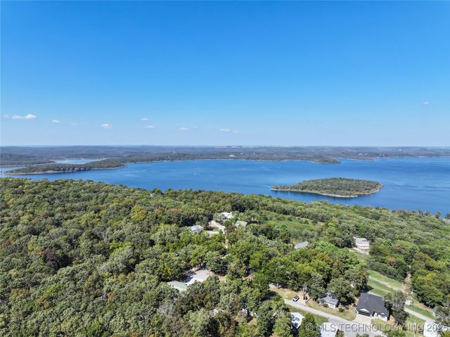 18087 W 947, Vian, OK 74962