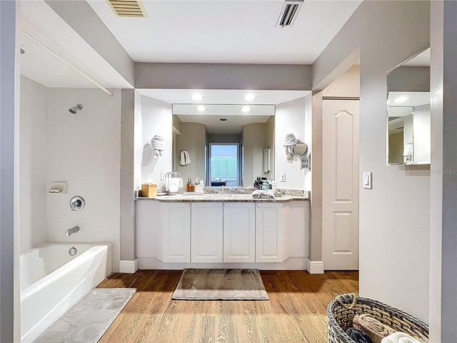 3803 54TH DRIVE W 102, Bradenton, FL 34210