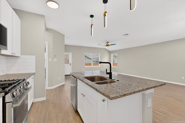 10814 Margarita Loop, Converse, TX 78109