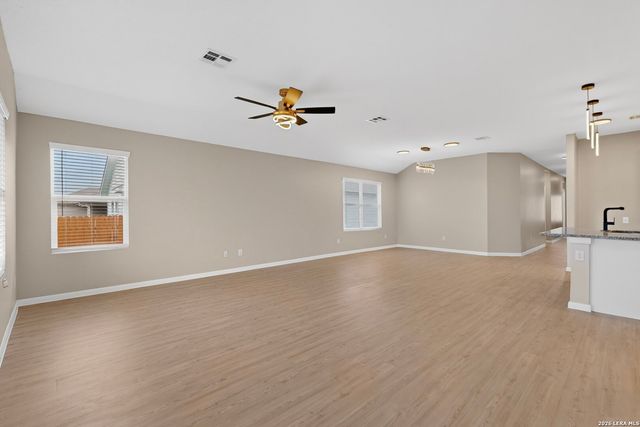 10814 Margarita Loop, Converse, TX 78109