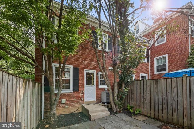 4217 32ND RD S, Arlington, VA 22206