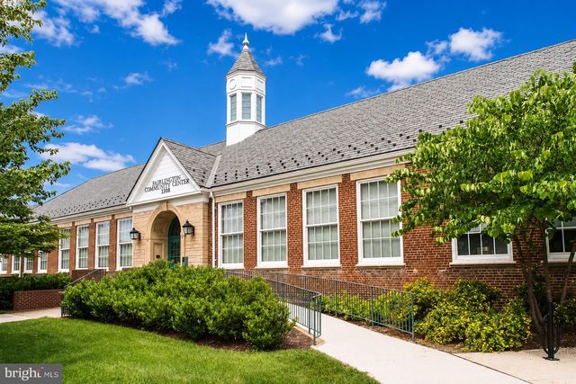 4217 32ND RD S, Arlington, VA 22206