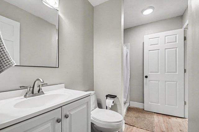 51222 Crooked Oak Drive, Granger, IN 46530