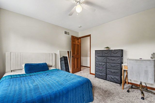 51222 Crooked Oak Drive, Granger, IN 46530