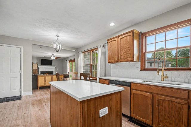 51222 Crooked Oak Drive, Granger, IN 46530