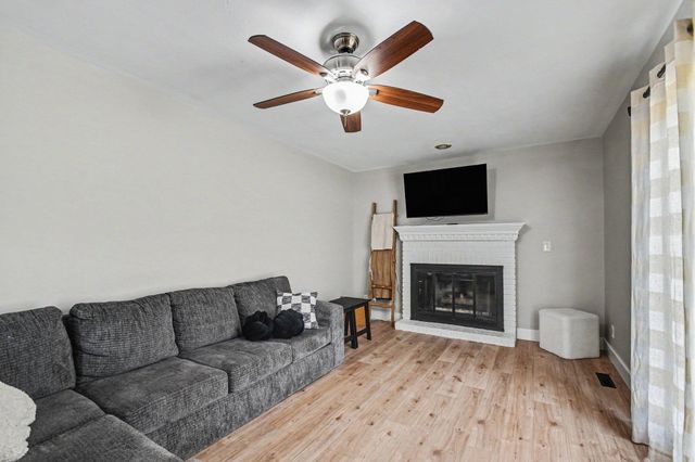 51222 Crooked Oak Drive, Granger, IN 46530