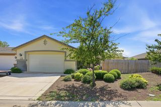 2064 Earhart Way, Plumas Lake, CA 95961