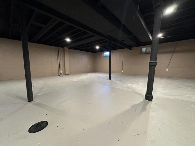 3280 N 60th STREET, Milwaukee, WI 53216