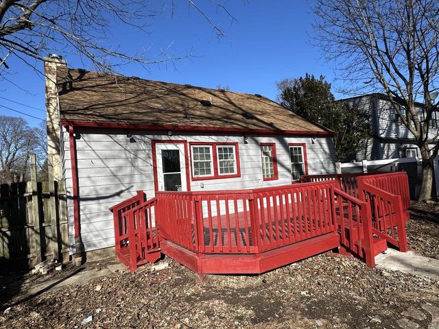 3280 N 60th STREET, Milwaukee, WI 53216