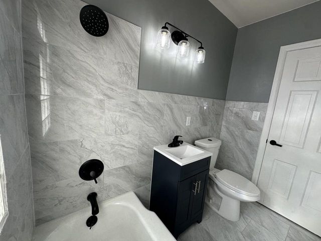 3280 N 60th STREET, Milwaukee, WI 53216