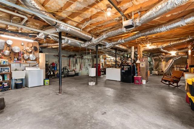 408 Parker Branch Road, Barnesville, GA 30204