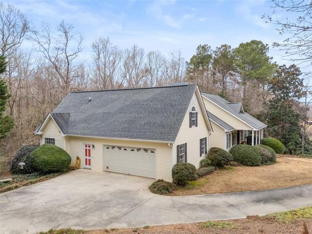 408 Parker Branch Road, Barnesville, GA 30204