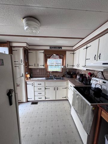 19 Childrens Way, Jaffrey, NH 03452