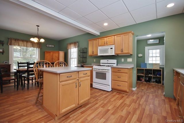 53 Yorktown Road, Roscoe, NY 12776