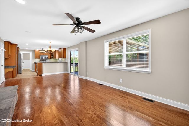 376 Gene St, Mt Washington, KY 40047