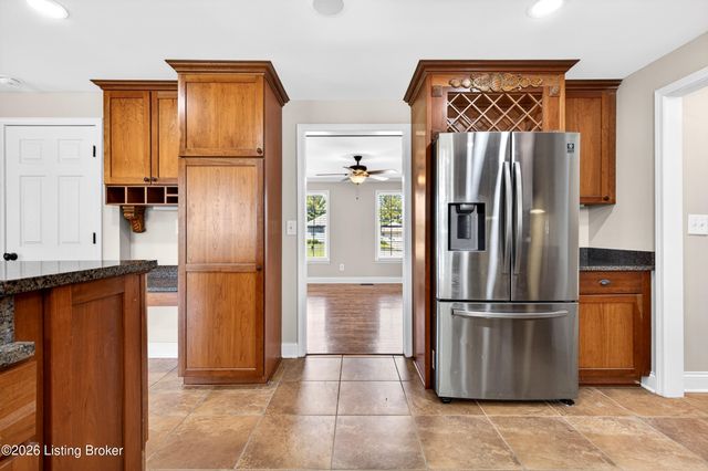 376 Gene St, Mt Washington, KY 40047