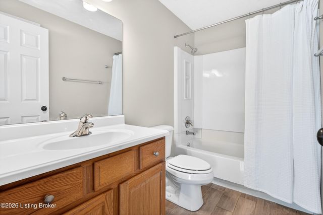 376 Gene St, Mt Washington, KY 40047