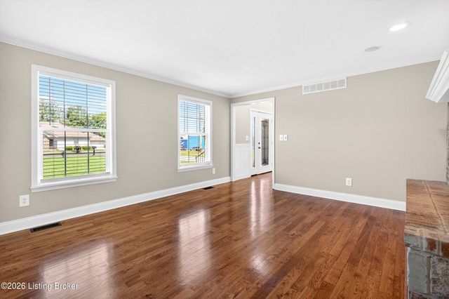 376 Gene St, Mt Washington, KY 40047