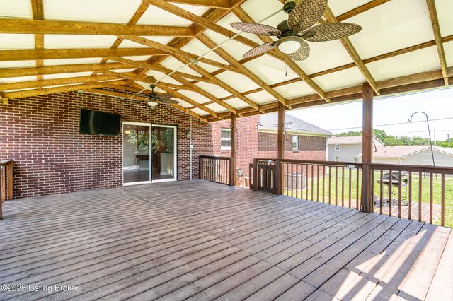 376 Gene St, Mt Washington, KY 40047