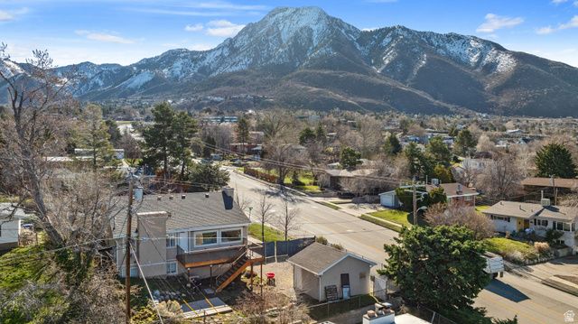 4426 S 3035 E, Holladay, UT 84124