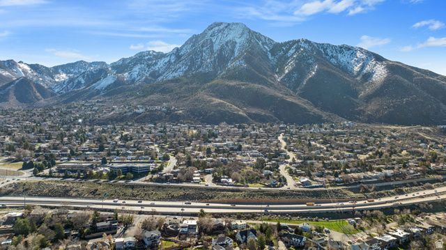 4426 S 3035 E, Holladay, UT 84124