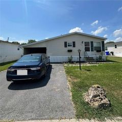 643 Birchwood Drive, Lockport Town, NY 14094