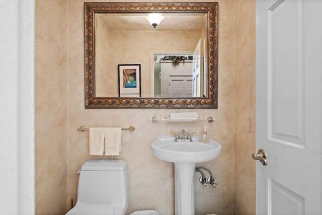 6430 Oak Hill Dr, Granite Bay, CA 95746