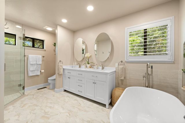6430 Oak Hill Dr, Granite Bay, CA 95746