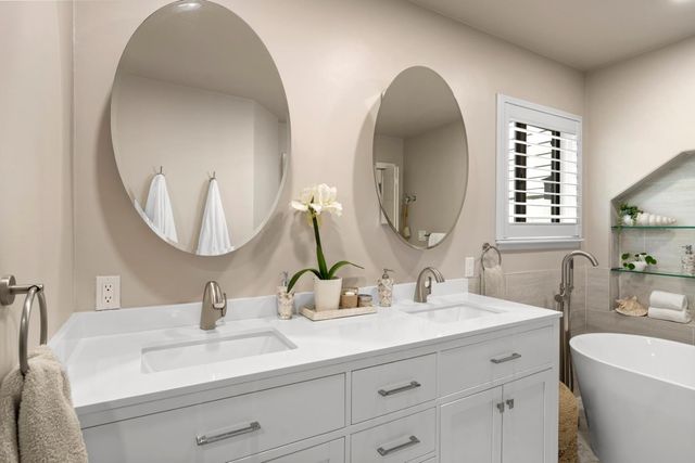 6430 Oak Hill Dr, Granite Bay, CA 95746