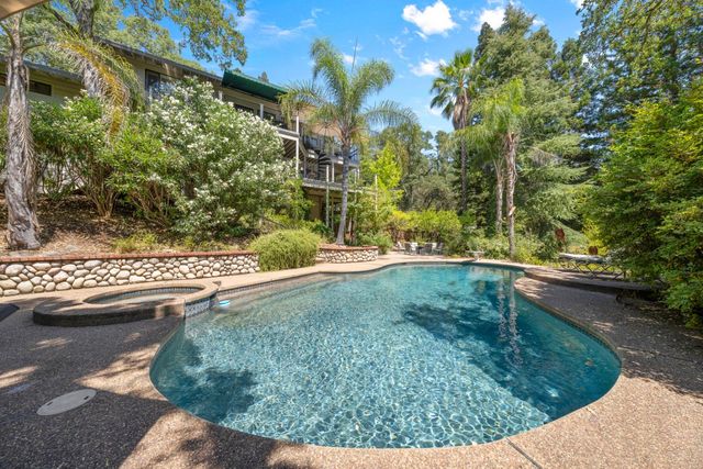 6430 Oak Hill Dr, Granite Bay, CA 95746