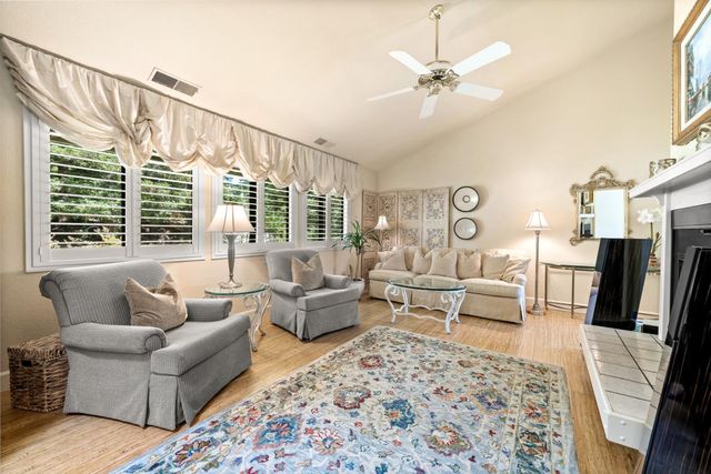 6430 Oak Hill Dr, Granite Bay, CA 95746
