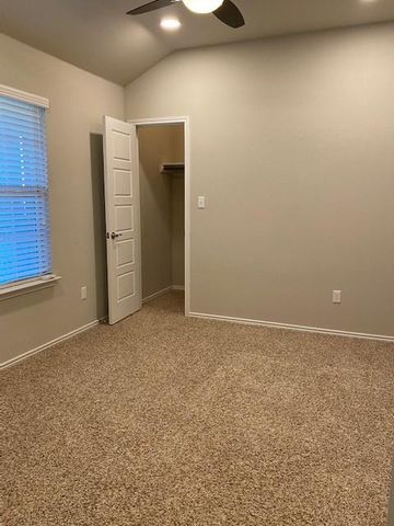 109 Palestine CV, Hutto, TX 78634