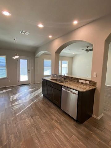 109 Palestine CV, Hutto, TX 78634