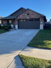 109 Palestine CV, Hutto, TX 78634