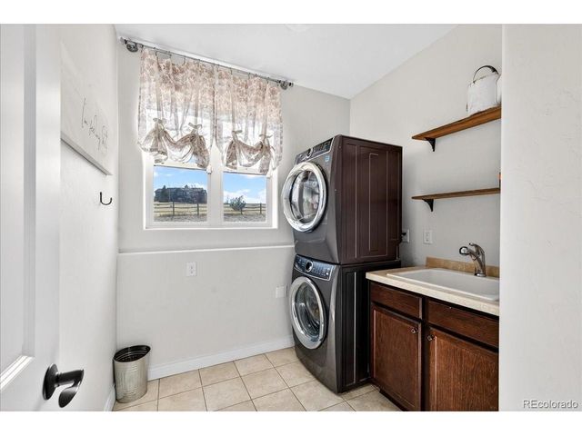 33280 Wyndham Cir, Elizabeth, CO 80107