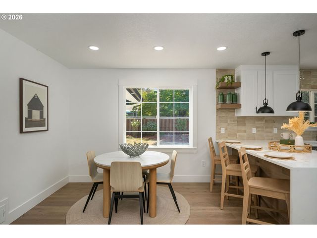 540 Nw Birdsdale Ave Ave, Gresham, OR 97030