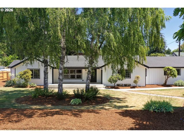 540 Nw Birdsdale Ave Ave, Gresham, OR 97030