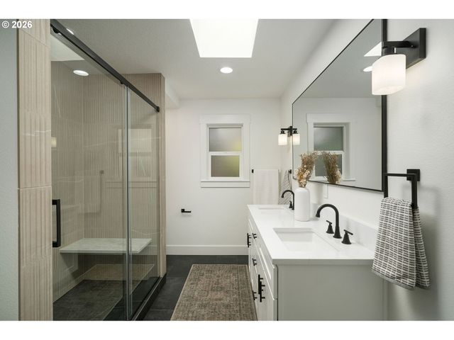 540 Nw Birdsdale Ave Ave, Gresham, OR 97030