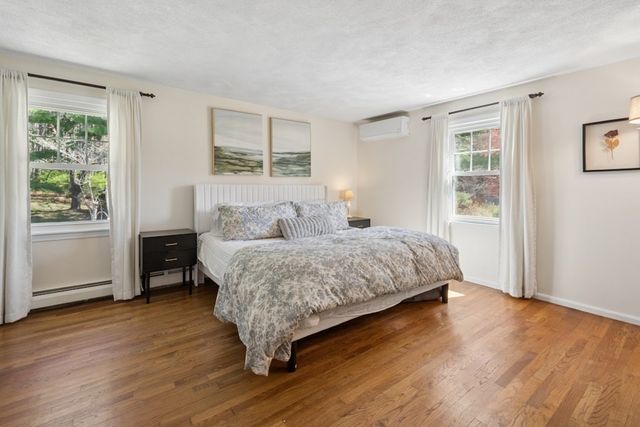 58 Minehan Ln, Marlborough, MA 01752