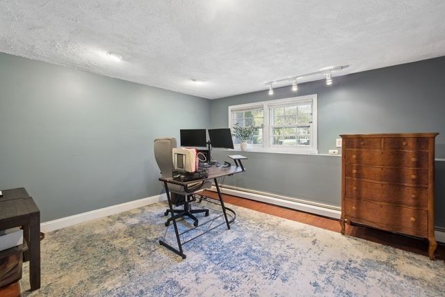 58 Minehan Ln, Marlborough, MA 01752