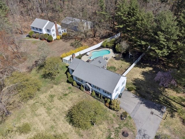58 Minehan Ln, Marlborough, MA 01752