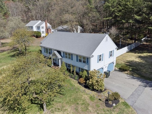 58 Minehan Ln, Marlborough, MA 01752