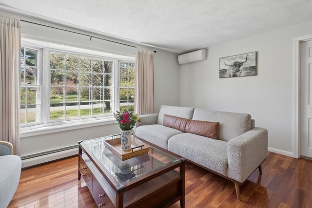 58 Minehan Ln, Marlborough, MA 01752