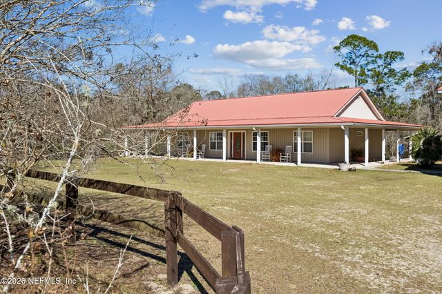 4564 CRAZY HORSE Avenue B, Middleburg, FL 32068