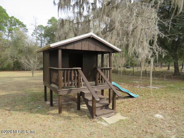 4564 CRAZY HORSE Avenue B, Middleburg, FL 32068